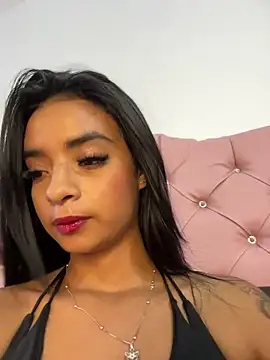 Laura fernandezII online show from February 19, 10:53 pm