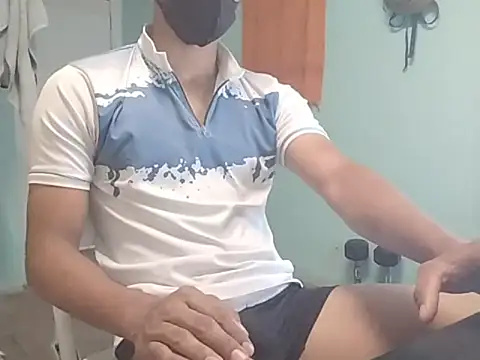 Snapshot of vicky0805 chatting on March 18, 4:15 am vicky0805 online show from March 18, 4:15 am