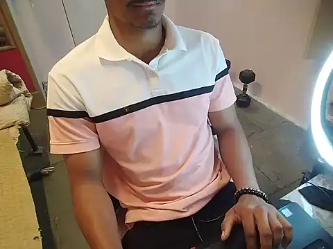 Snapshot of vicky0805 chatting on October 4, 8:23 am vicky0805 online show from October 4, 8:23 am