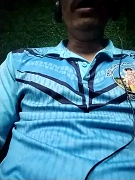 Snapshot of vicky0805 chatting on December 15, 5:34 am vicky0805 online show from December 15, 5:34 am