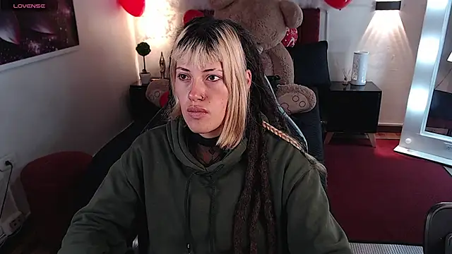  sharlotte777 online show from February 17, 1:42 pm