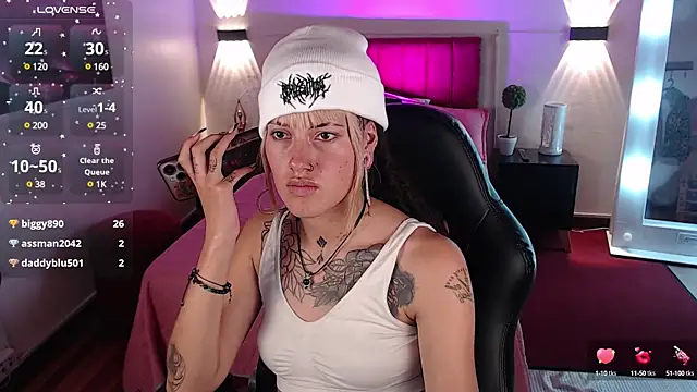  sharlotte777 online show from March 11, 3:56 pm