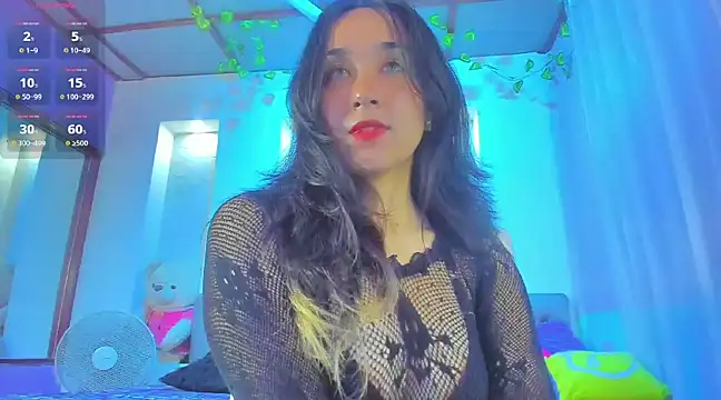 juliieta love online show from February 11, 8:10 pm