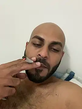 islandvybee55 online show from December 23, 2:02 am