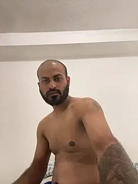 islandvybee55 online show from January 14, 6:49 pm