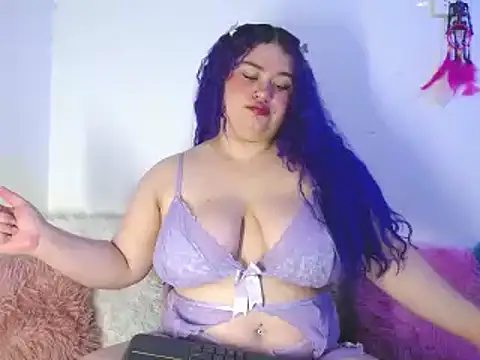 Snapshot of lunitaa0 chatting on January 27, 4:09 am lunitaa0 online show from January 27, 4:09 am