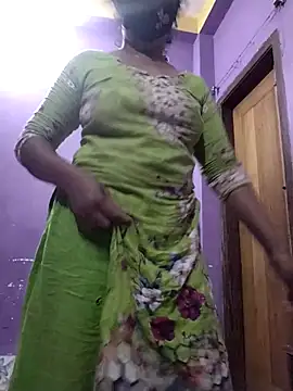 Koyel-Sen online show from November 4, 3:44 pm