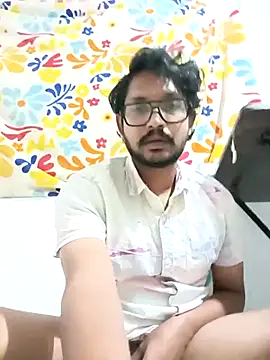 gym lover076 online show from March 5, 7:54 pm