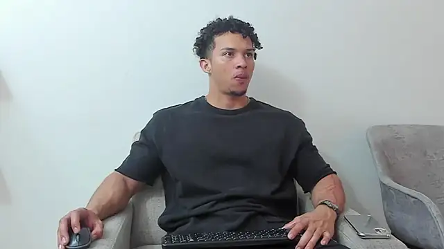 Dominick star online show from February 10, 4:08 am