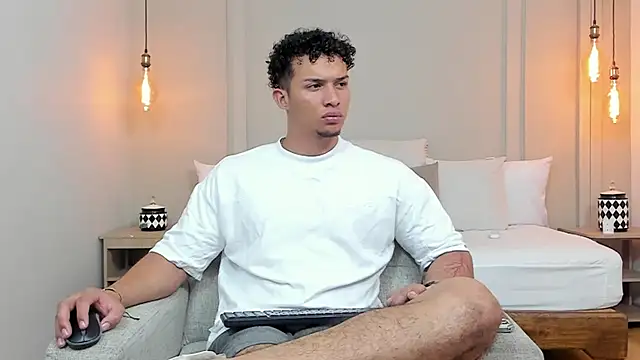 Dominick star online show from March 13, 7:20 am