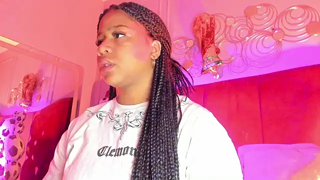 Sofi Fox  online show from July 10, 4:28 am