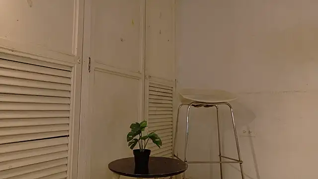 natalia aguirre1 online show from February 10, 12:20 pm