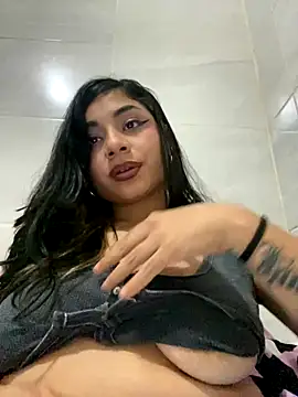 Snapshot of mysteriousgirl20 chatting on November 13, 4:17 pm mysteriousgirl20 online show from November 13, 4:17 pm