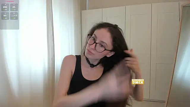 snowiie online show from October 24, 11:17 am