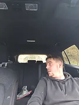 Snapshot of Titanhoott chatting on January 25, 11:02 am Titanhoott online show from January 25, 11:02 am