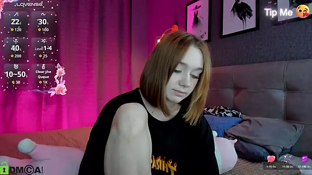 Snapshot of Lesi_Moonie01 chatting on May 20, 9:37 am Lesi Moonie01 online show from May 20, 9:37 am
