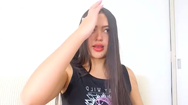 Sweet-Sophiee online show from November 30, 6:56 pm