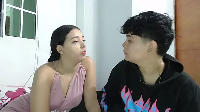 Snapshot of SHARLOTTE_MORGAN chatting on December 29, 1:02 am SHARLOTTE MORGAN online show from December 29, 1:02 am