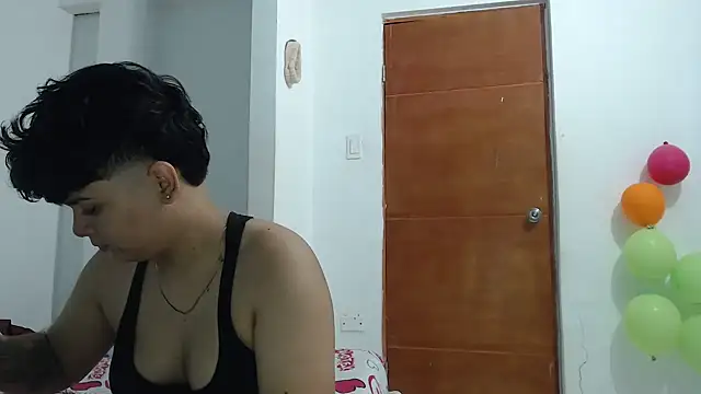 Snapshot of SHARLOTTE_MORGAN chatting on December 31, 11:06 pm SHARLOTTE MORGAN online show from December 31, 11:06 pm