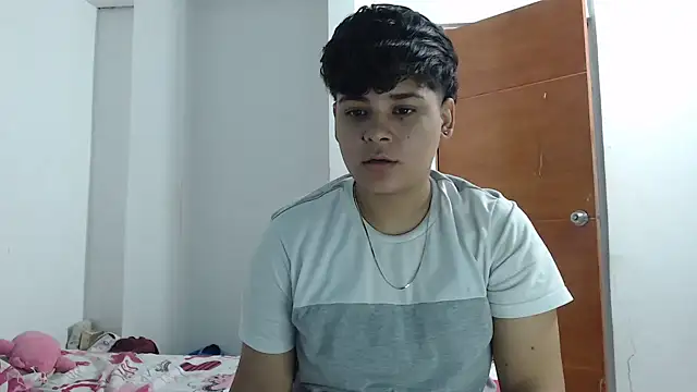 Snapshot of SHARLOTTE_MORGAN chatting on January 10, 4:44 am SHARLOTTE MORGAN online show from January 10, 4:44 am