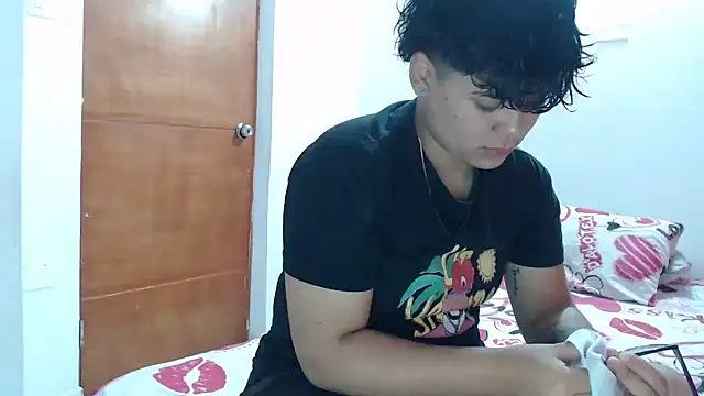 Snapshot of SHARLOTTE_MORGAN chatting on February 7, 4:59 am SHARLOTTE MORGAN online show from February 7, 4:59 am