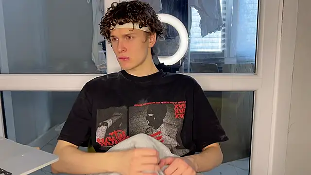 alyx garden online show from March 10, 10:20 am