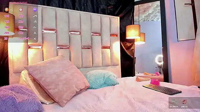 Nathan Smith  online show from January 10, 10:57 pm