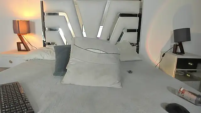 Snapshot of kimberlyycox chatting on January 22, 1:10 am kimberlyycox online show from January 22, 1:10 am