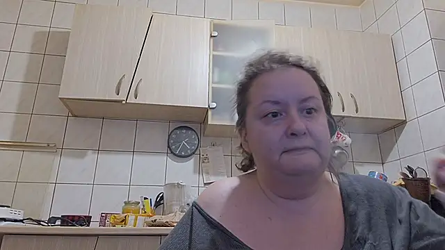 melissaBlessing online show from December 19, 2:29 am