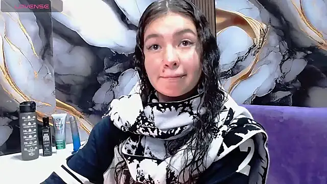 lilimini032 online show from July 15, 9:20 pm