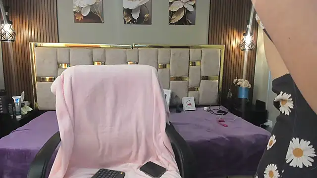 lilimini032 online show from July 16, 8:48 pm