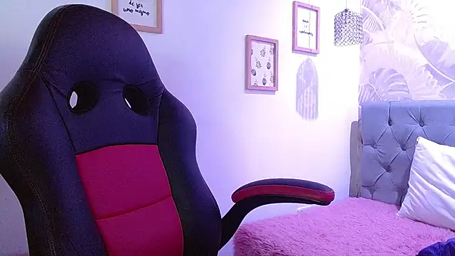 violletha online show from March 10, 12:26 pm