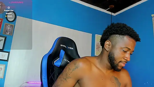 Drake Nassir4 online show from February 14, 6:40 pm