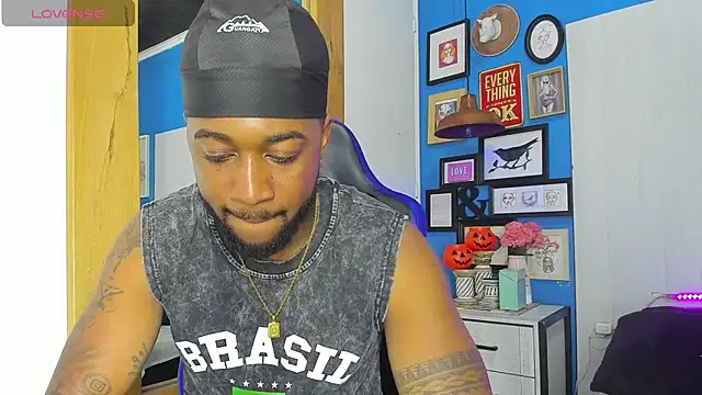 Drake Nassir4 online show from October 31, 9:49 pm