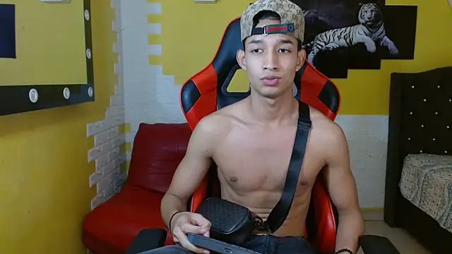 jose sexycumm online show from October 12, 7:13 pm