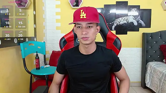 jose sexycumm online show from November 27, 7:38 pm