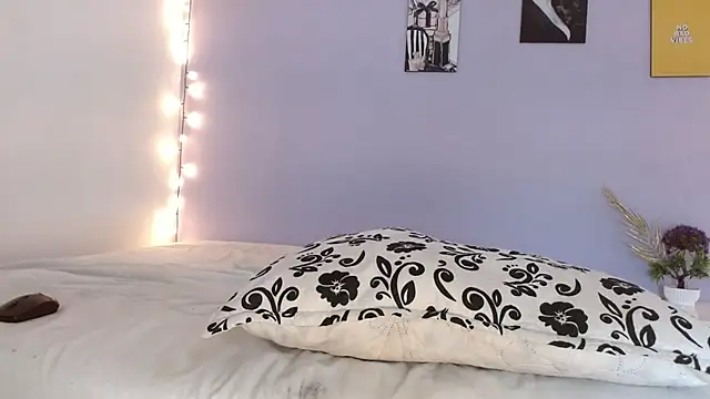 Snapshot of Kimandyuk chatting on January 23, 1:51 am Kimandyuk online show from January 23, 1:51 am