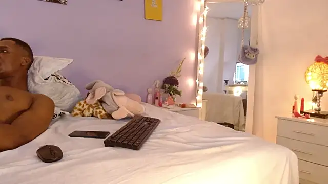 Snapshot of Kimandyuk chatting on January 29, 10:32 pm Kimandyuk online show from January 29, 10:32 pm