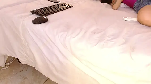 Snapshot of Kimandyuk chatting on January 31, 1:33 am Kimandyuk online show from January 31, 1:33 am