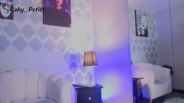 GabyPetit online show from June 4, 11:49 am