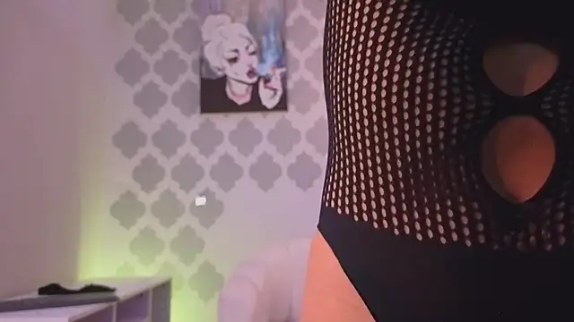 Snapshot of GabyPetit chatting on July 1, 11:56 am GabyPetit online show from July 1, 11:56 am