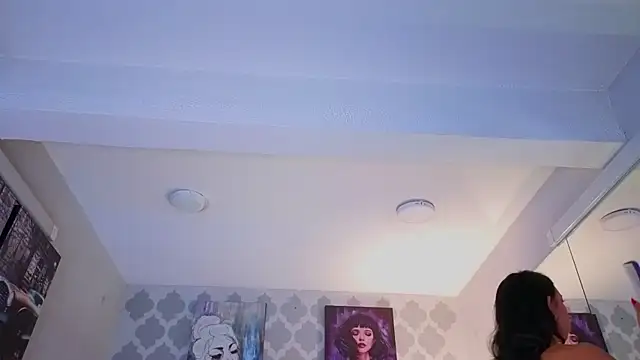 Snapshot of GabyPetit chatting on July 30, 11:53 am GabyPetit online show from July 30, 11:53 am
