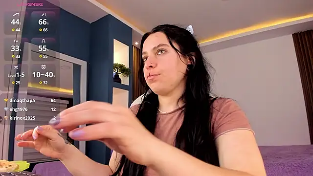 Lucy Smith2 online show from January 18, 6:45 am