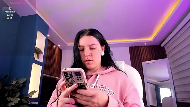 Lucy Smith2 online show from February 26, 3:42 am