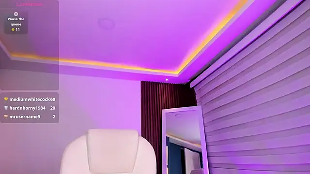 Lucy Smith2 online show from March 1, 6:35 am