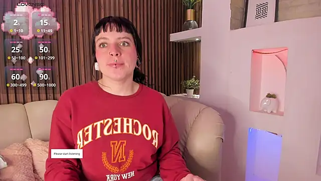 Lucy Smith2 online show from September 15, 7:36 pm