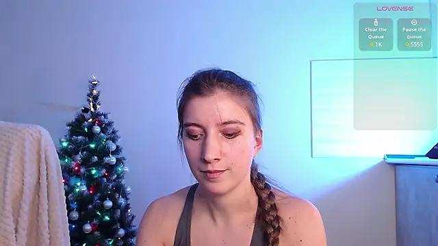 Snapshot of Eva_Hailey_ chatting on January 5, 8:11 am Eva Hailey online show from January 5, 8:11 am