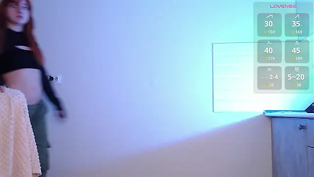 Snapshot of Eva_Hailey_ chatting on January 19, 7:25 am Eva Hailey online show from January 19, 7:25 am