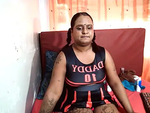 Snapshot of Indian_sunshine chatting on June 5, 7:03 am Indian sunshine online show from June 5, 7:03 am