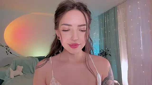 Oh My Dianee online show from July 8, 7:02 am